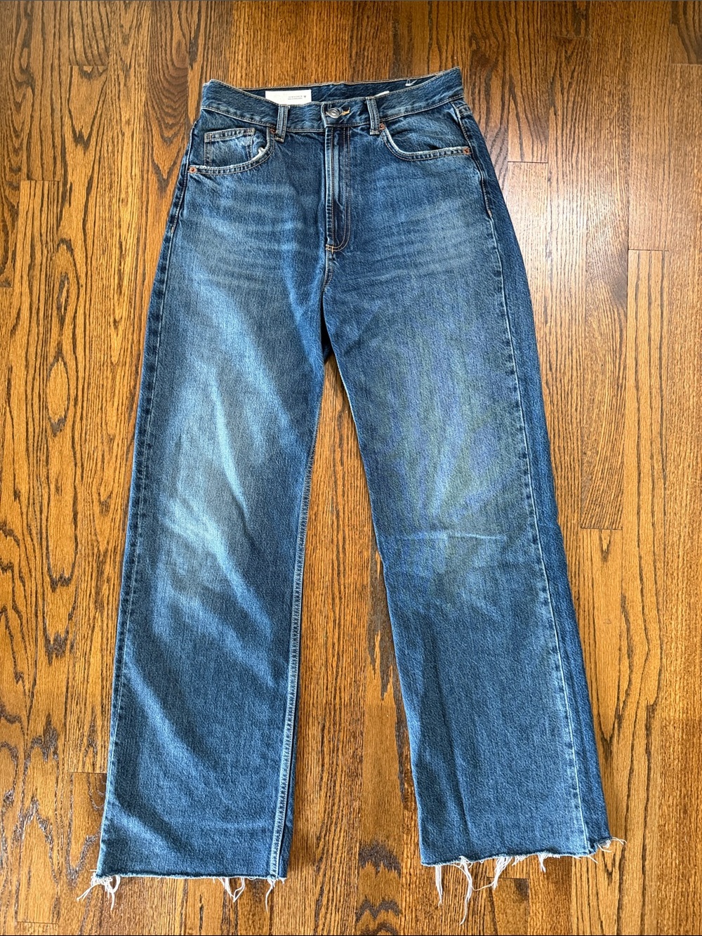B43 Zara Women's 6 Straight-Leg Jeans in Blue with Frayed Hem